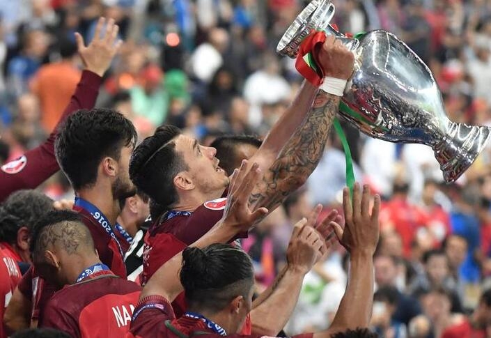 荷兰万人空巷,全力备战欧洲杯之路 荷兰万人空巷,全力备战欧洲杯之路