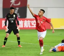 韦世豪梅开二度,广州富力主场大胜的简单介绍 韦世豪梅开二度,广州富力主场大胜的简单介绍