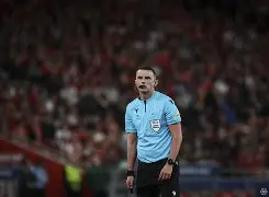 桑德兰主场大胜埃弗顿，逐渐脱离降级区的简单介绍