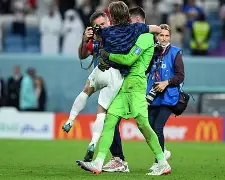 克林斯曼执教希腊队灰色过关芬兰队，取得喜人胜利的简单介绍